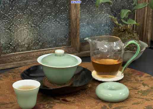 翡翠宝瓶茶：一款融合古典与现代口感的特色茶品