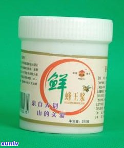 蜂王浆与茶水的服用时间：何时喝蜂王浆与喝茶更有益健？