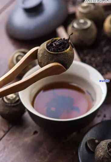 小青柑与生普洱茶：一种独特的茶叶组合，如何品鉴与搭配？