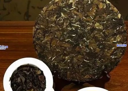 十年陈普洱茶饼的价格：市场价、熟茶和生茶的解析