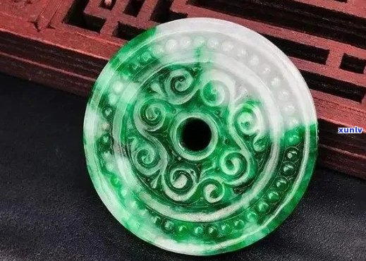 古董翡翠值钱吗？古董翡翠的特点与鉴定