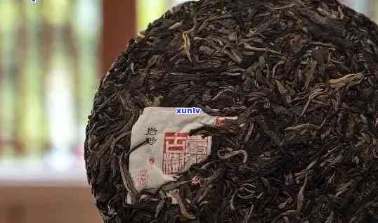 普洱茶保存在玻璃瓶：时间与品质的影响因素探讨