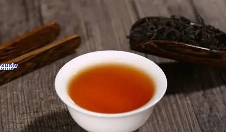 勐海茶厂班章木生态沱茶砖：老班章饼茶，勐海生态木制成。