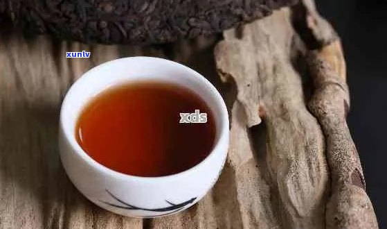 新古村红茶与普洱茶的区别：品种、产地、 *** 工艺及口感的全面解析