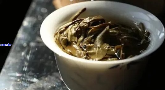 普洱茶的正确冲泡 *** ：直接泡还是先弄开？能否饮用？