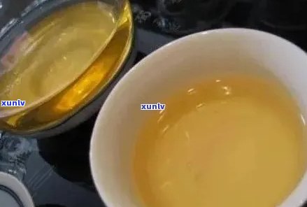 普洱茶冲泡后茶水中出现絮状物的原因及正常性分析