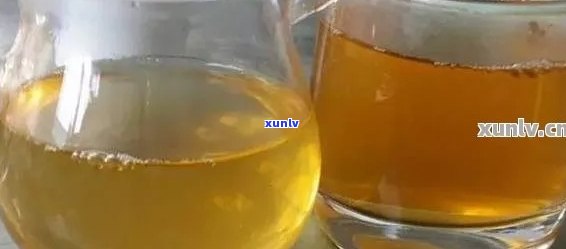 普洱茶中出现絮状物的原因及其对茶叶品质的影响：能否继续饮用？