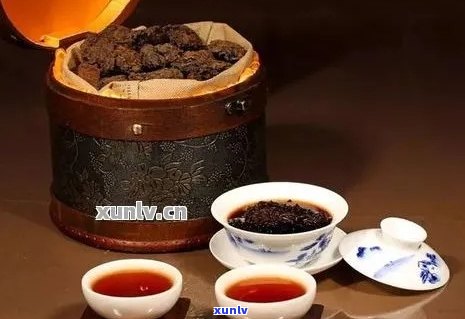 2000年右港仓普洱茶：历、品质与收藏价值分析