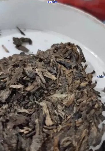 为什么普洱茶有碎渣呢？普洱茶为什么会有碎渣？普洱茶的碎渣是怎么回事？