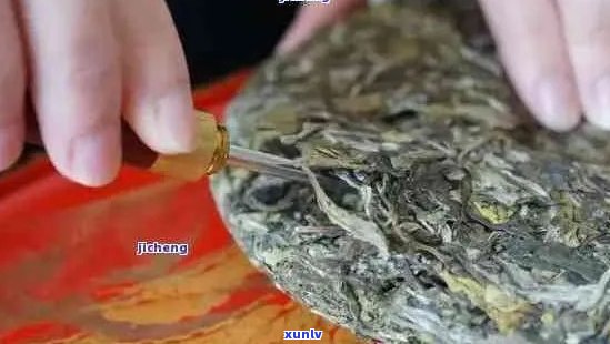 普洱茶饼发硬怎么办？小妙招教你轻松搞定，不再苦恼。