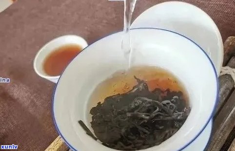 探讨熟普洱茶的冲泡 *** ：煮沸还是浸泡更佳？