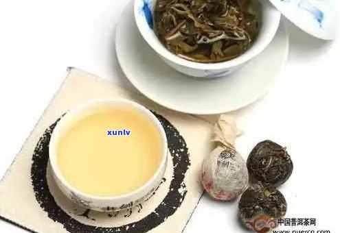 泡老普洱茶用什么水：探究最适合的水质选择