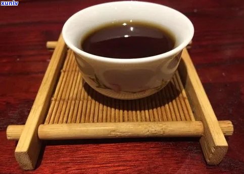 新喝多普洱茶后喉咙痛？了解原因及解决 *** ，让你喝茶更安心