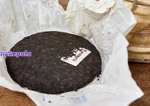 珍稀普洱茶价值解析：鸿运系列的价格与品质探讨