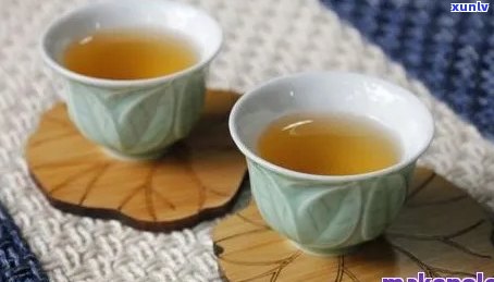 保杯泡普洱茶的正确 *** ：如何选择合适的茶叶、水与时间