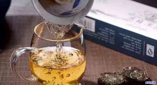 保杯泡普洱茶：选择还是误区？如何正确操作以保持茶叶品质