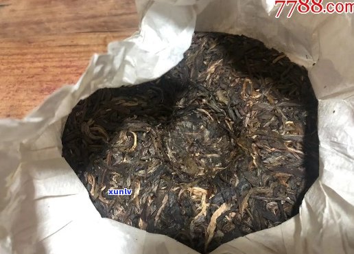 小普洱茶一饼好多克