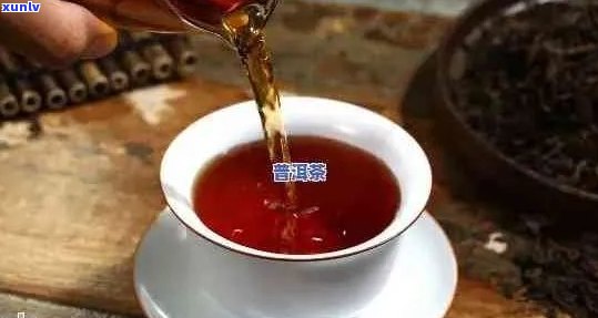 普洱茶泡出来颜色深为何还能饮用？了解原因及正确的泡茶 *** 