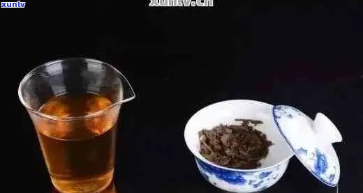 普洱茶泡出来黑色能喝吗？为什么普洱茶泡出来是黑色，泡完有黑色物质？