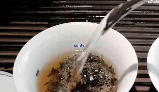 普洱茶煮法全解析：如何正确加水煮普洱茶，让你品尝到口感！