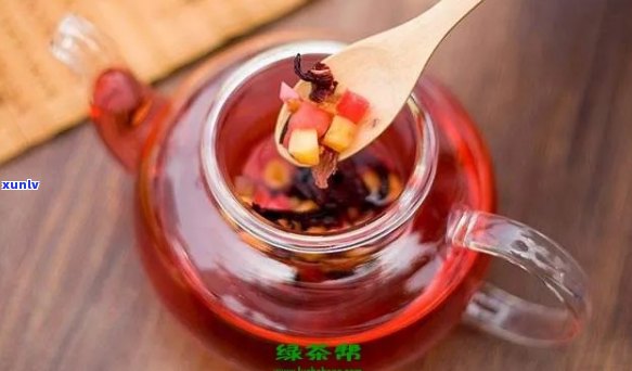 新 '木棉花与茶叶的完美融合：探索木棉花泡茶的健益处'