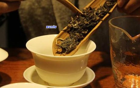 普洱茶能否玻璃杯泡：探讨普洱茶用玻璃杯泡的可行性及影响