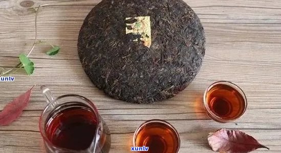 好的普洱茶饼的品质特征：细腻、浓厚、回、耐泡