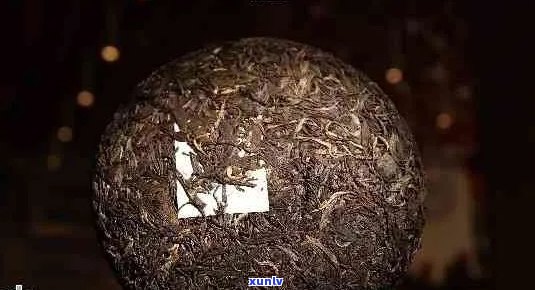 古树生普洱茶饼价格表与功效：了解古树普洱茶生茶多少钱一斤及特点与作用