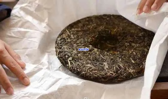 普洱茶饼撬开 *** ：简单易学，不碎技巧