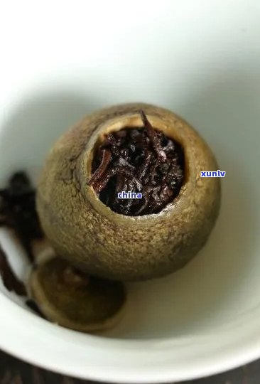 普洱小青桔：到底是熟茶还是生茶？探讨其 *** 工艺和品饮特点