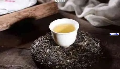 普洱茶：嚼食是否可行？是否含有有成分？探讨普洱茶的食用 *** 与安全性