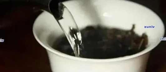 普洱茶泡法：水、时间、茶量全面解析，让你轻松掌握泡茶技巧