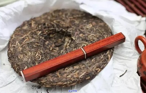 普洱茶饼里面有小棍