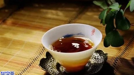 糯米普洱茶：女生喝多少合适？如何搭配食物？