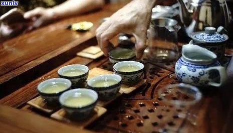 喜欢喝普洱茶的人性格特征：沉稳、内敛、品味独特