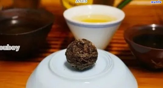 炳良老同志普洱茶63特级礼盒：1992甲级熟沱普洱茶价格