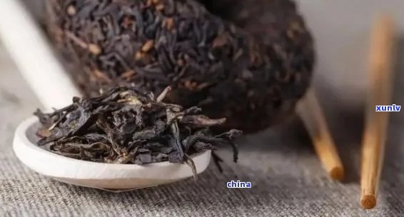 炳良1992甲级熟沱普洱茶：精选古树熟茶，品味醇厚浓