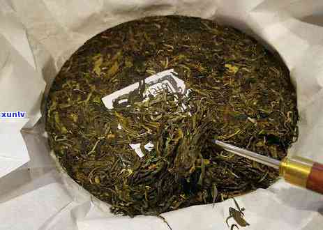 2007年产自困鹿山的稀有普洱茶，古树茶香浓，口感醇厚，回味悠长