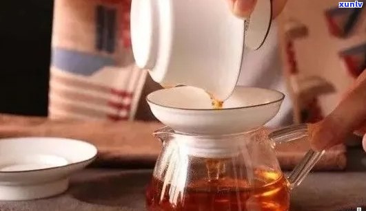 探究茶壶冲泡普洱茶的艺术：步骤、技巧与注意事项