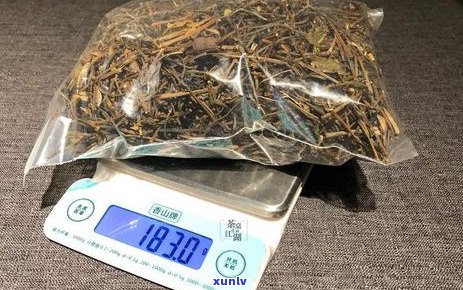 茶树枝艺下的传统普洱茶 *** ：一种革新与传承的完美结合