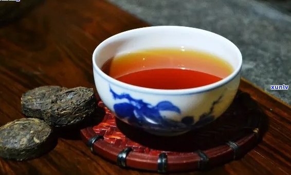 普洱茶的消食作用：为什么喝普洱茶能帮助抑制食欲？