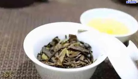 全面解析普洱茶小白菜：品种特点、 ***  *** 与健益处