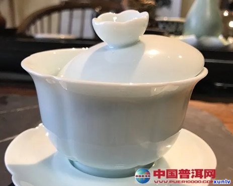 瓷适合泡普洱茶吗