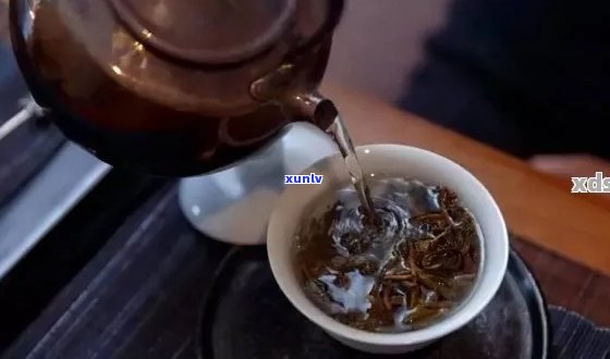 水壶泡普洱茶的安全性：有无害及是否适合泡茶？