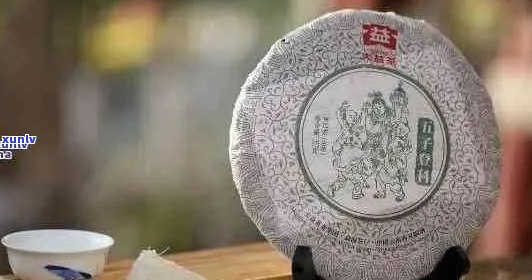 七子普洱茶饼：名茶传奇、 *** 工艺与品饮体验的深度解读