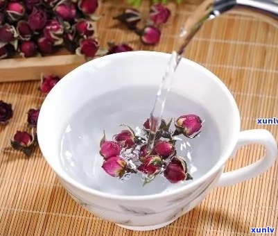 小玫瑰花茶加普洱茶