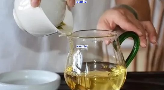 普洱茶的冲泡 *** ：用开水是否合适？