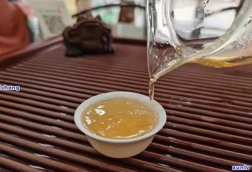 下雨天喝熟普：洱茶好处多，消暑解渴又养生