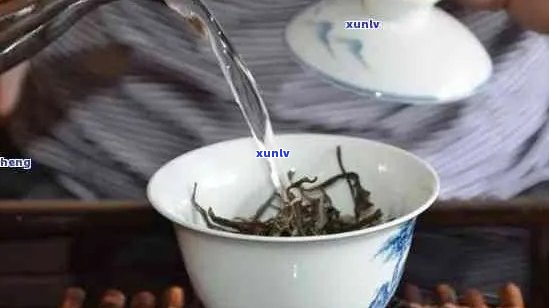 普洱茶的冲泡 *** ：高水是否适用？如何选择泡茶度？