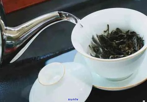 普洱茶的冲泡 *** ：高水是否适用？如何选择泡茶度？